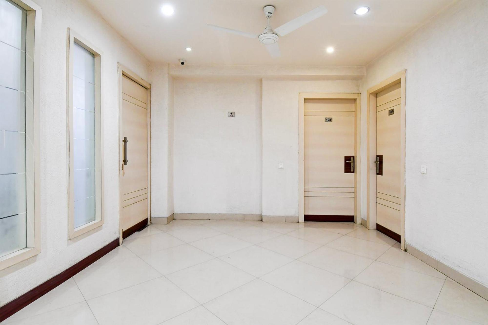 Super Townhouse Harmu Road Formerly Elite City Ράντσι Εξωτερικό φωτογραφία