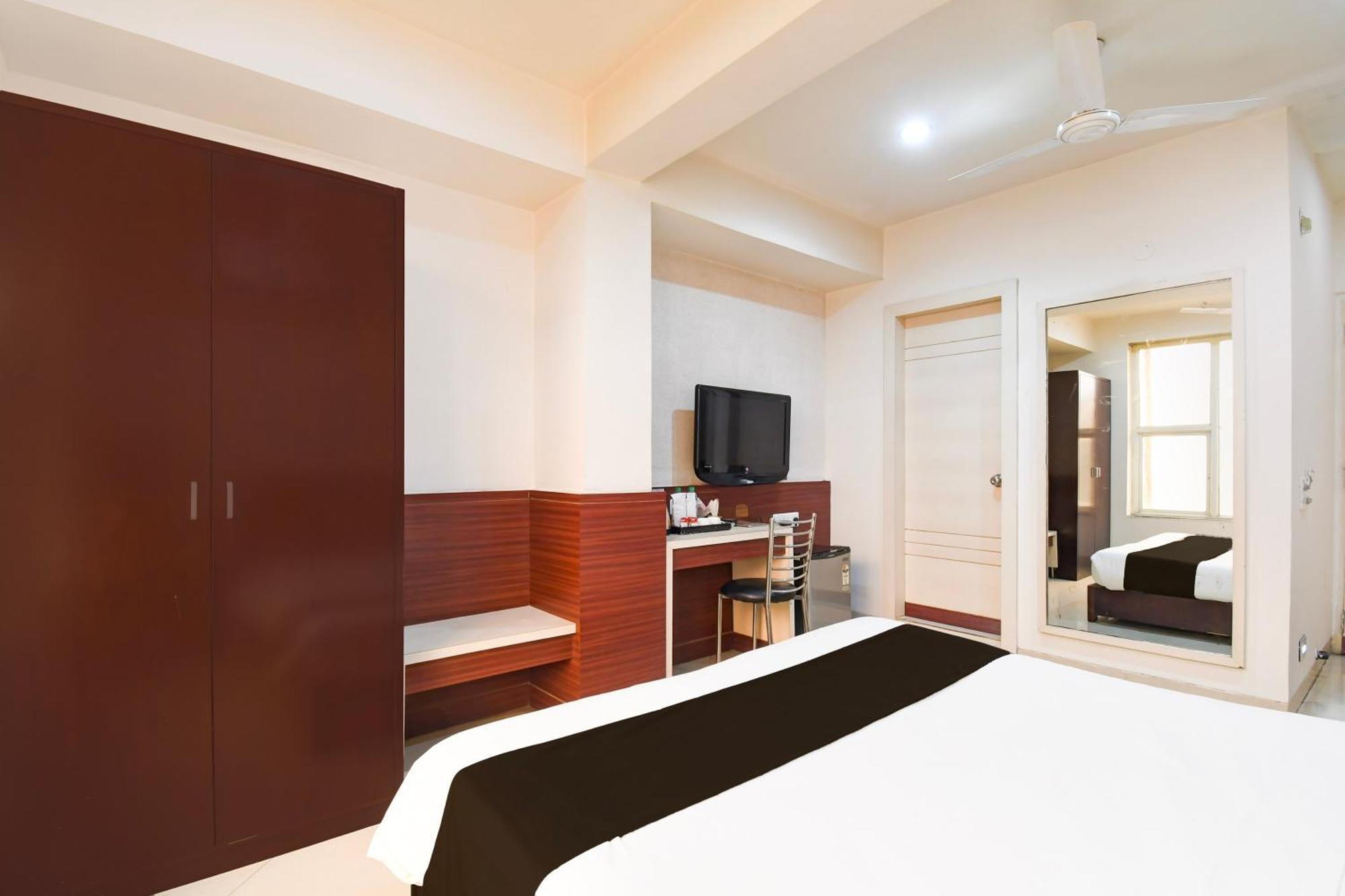 Super Townhouse Harmu Road Formerly Elite City Ράντσι Εξωτερικό φωτογραφία